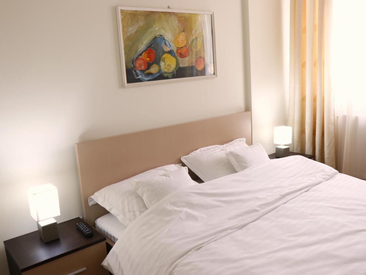 Mina City Center Apartment Amzei Bukarest Exterior foto